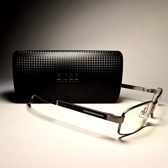 Hugo Boss Silver and Black Men's Glasses - Picture 1 of 11